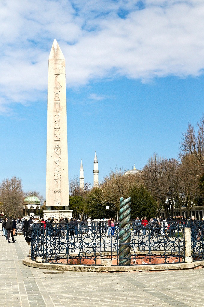 L'hippodrome de Constantinople, (Istanbul ex-capitale de l'empire Romain) 450m de long et 100 000 spectateurs ds l'arène